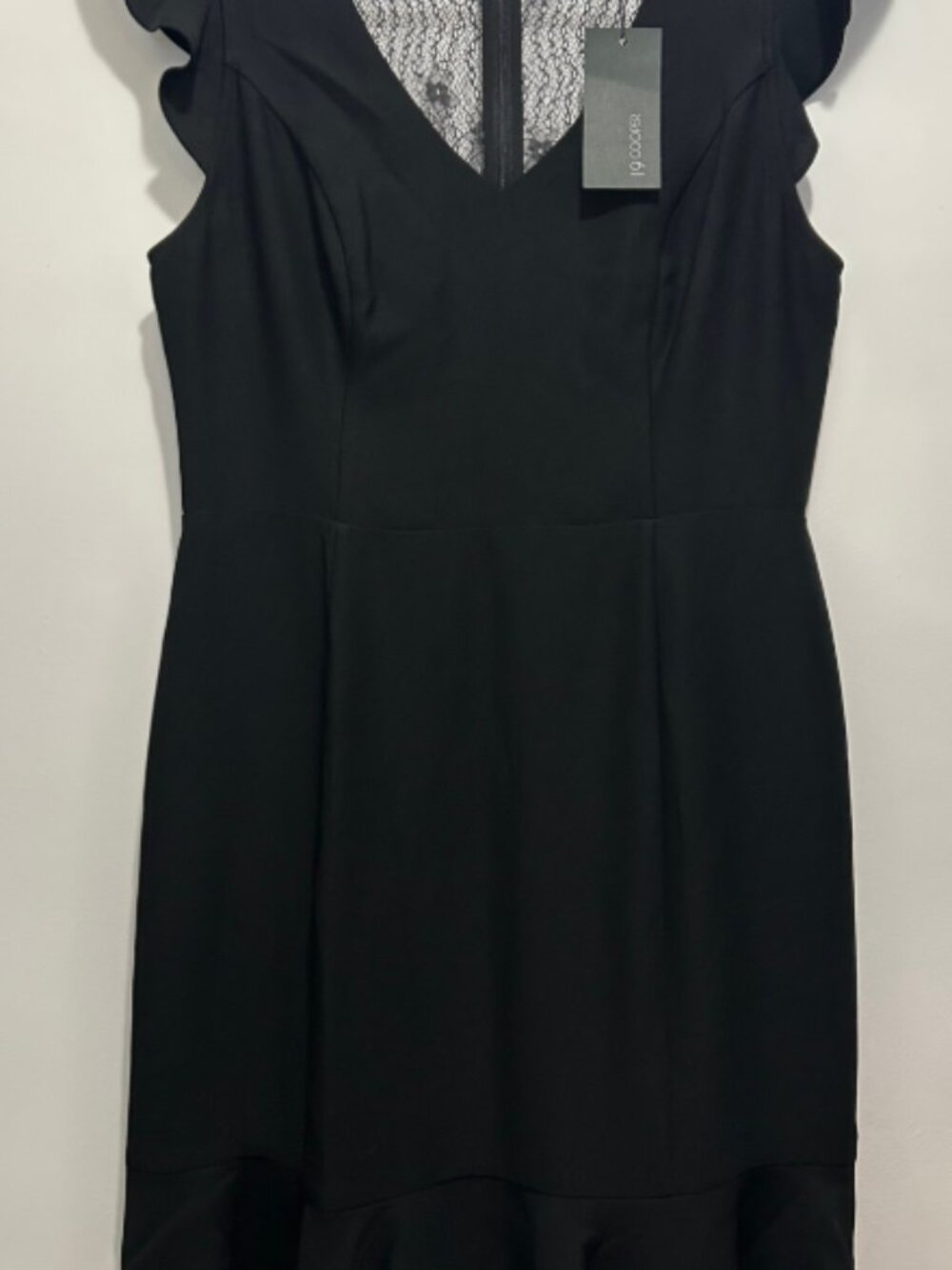 19 Cooper Black Lace Accent Dress in size M